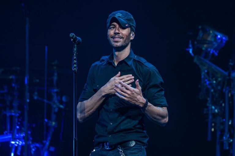 “Space in My Heart” de Enrique Iglesias