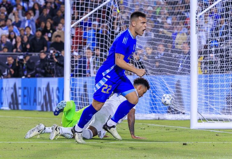 Argentina al Frente de FIFA