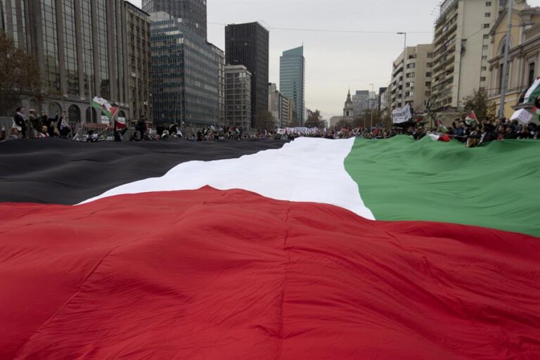 Solidaridad con Palestina a través del arte y la historia.