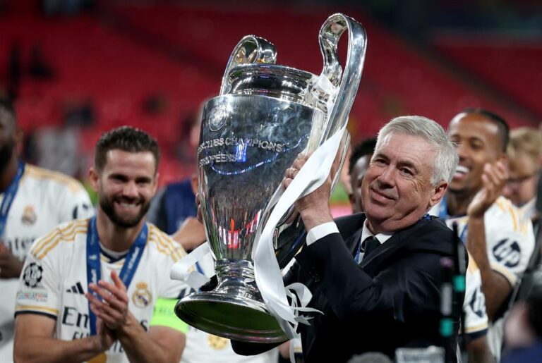 Real Madrid Corona Tres Ligas!