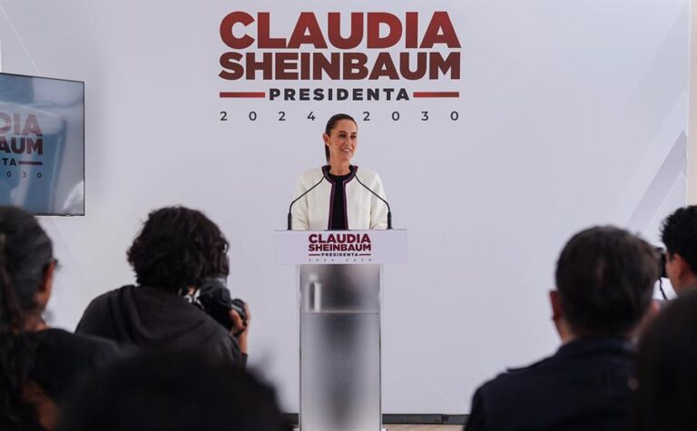 ¡Claudia dice no a Ecuador!