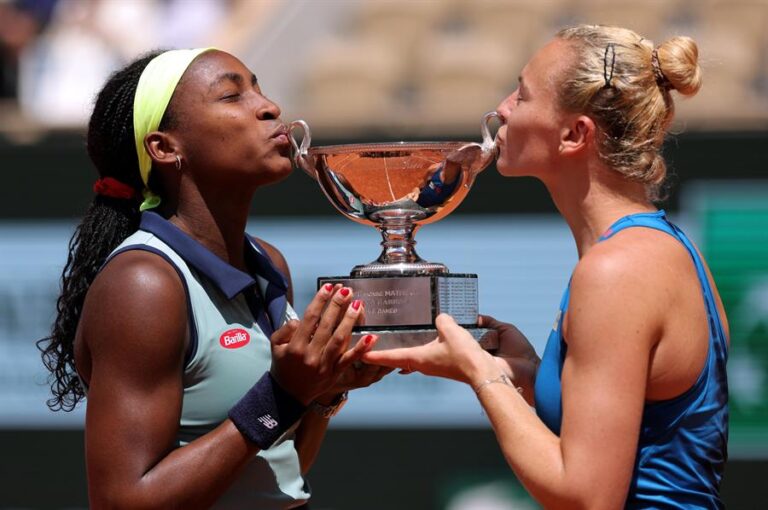 Coco y Katerina Ganan Roland Garros