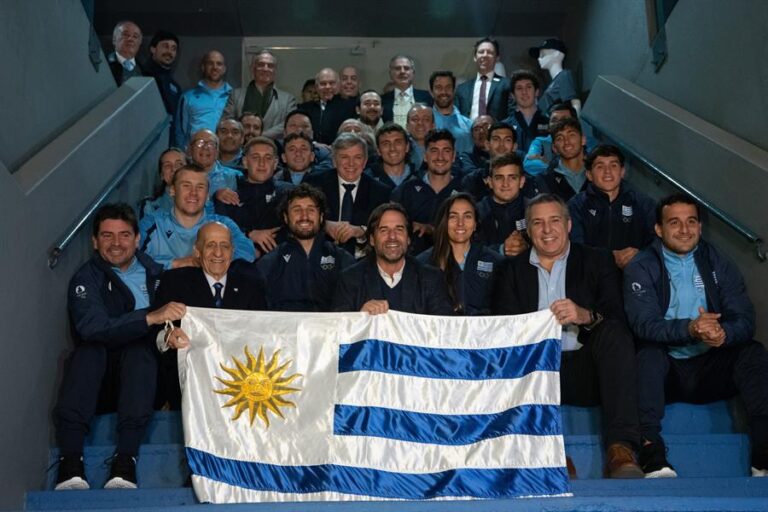 Uruguay despide a los deportistas que lo representarán en París 2024