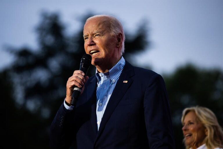 Biden intensifica su campaña en varios estados clave.