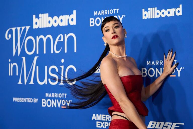 Katy Perry con “Hot n Cold”