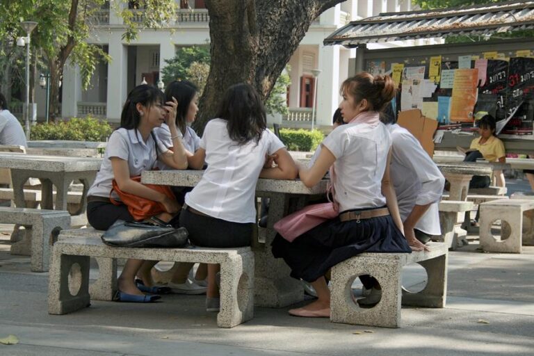 El Instituto Cervantes abrirá un aula en Bangkok para promover la enseñanza del español