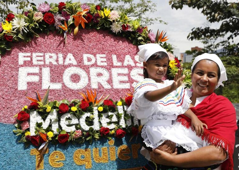 Feria de las Flores Feria de las Flores