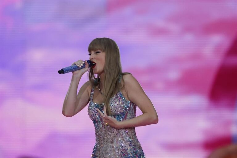 Taylor Swift dona 5 millones de dólares a los afectados por los huracanes Helene y Milton