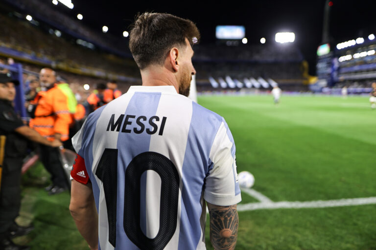 “El Barza tiene que volver a su gloria”