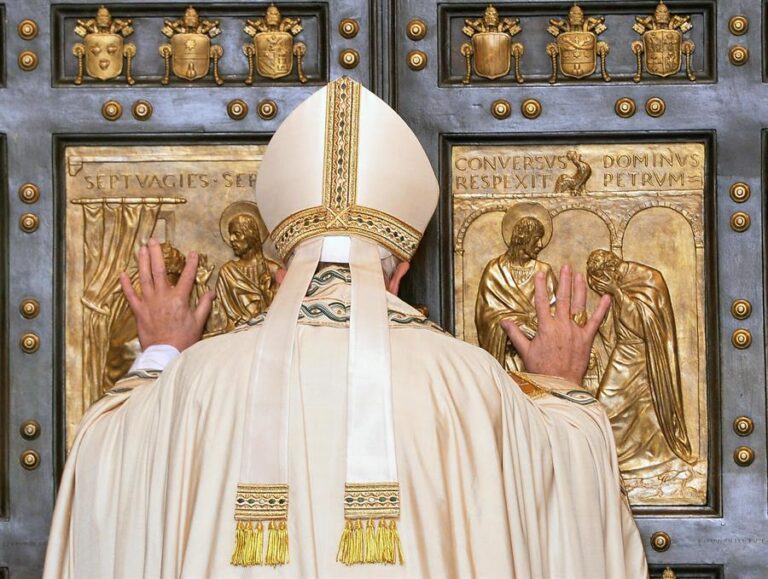 El papa apela a “un nuevo inicio para las personas y la Tierra” en su audiencia jubilar.