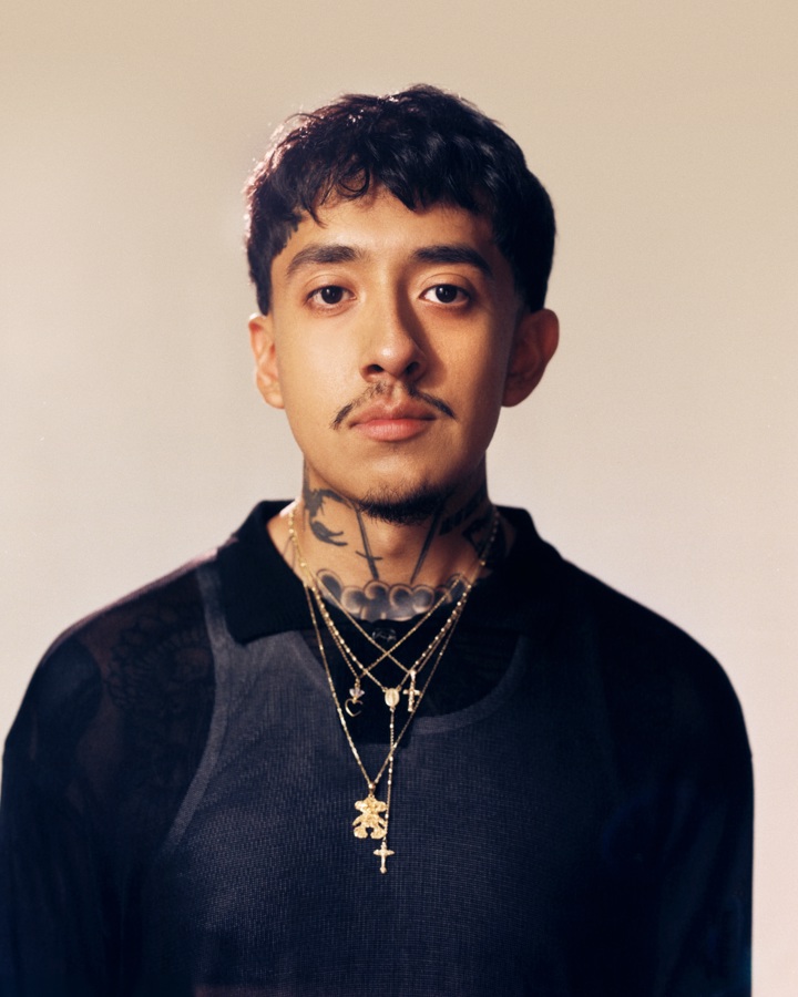 Cuco reinventa los “oldies” y los “lowriders” en ‘Ridin”, su carta de amor a Los Ángeles.
