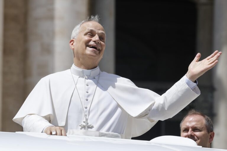 El papa León XIV, a la prueba del millón de jóvenes del Jubileo.