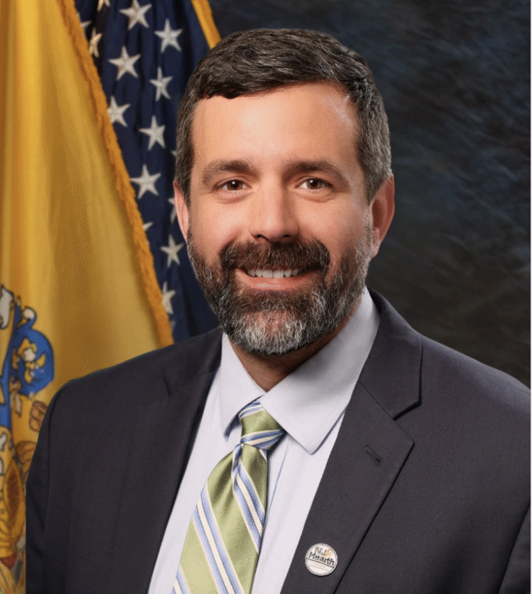  Comisionado Interino de Salud Jeffrey Brown