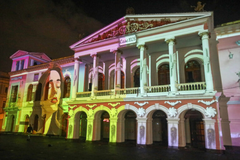 Leyendas, historia y cultura: Quito se ilumina con su festival Leyendas, historia y cultura: Quito se ilumina con su festival