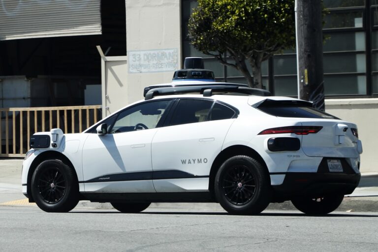Nueva York entrega a Waymo los primeros permisos para robotaxis en la ciudad