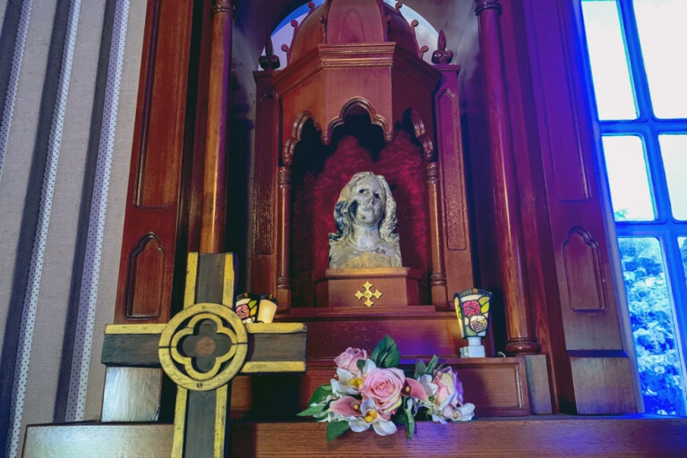 La Virgen inspirada en un Murillo que sobrevivió al bombardeo de Nagasaki.