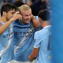 2-0. El City doblega a un Nápoles que jugó 70 minutos con uno menos