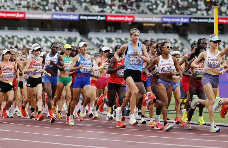 Julia Paternain, bronce histórico en maratón para Uruguay Julia Paternain, bronce histórico en maratón para Uruguay