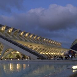 La Ciudad de las Artes y las Ciencias acerca el universo a través de la astrofotografía