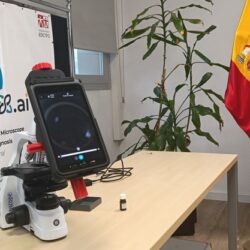 Europa y África lanzan un microscopio inteligente que agiliza y mejora el diagnóstico