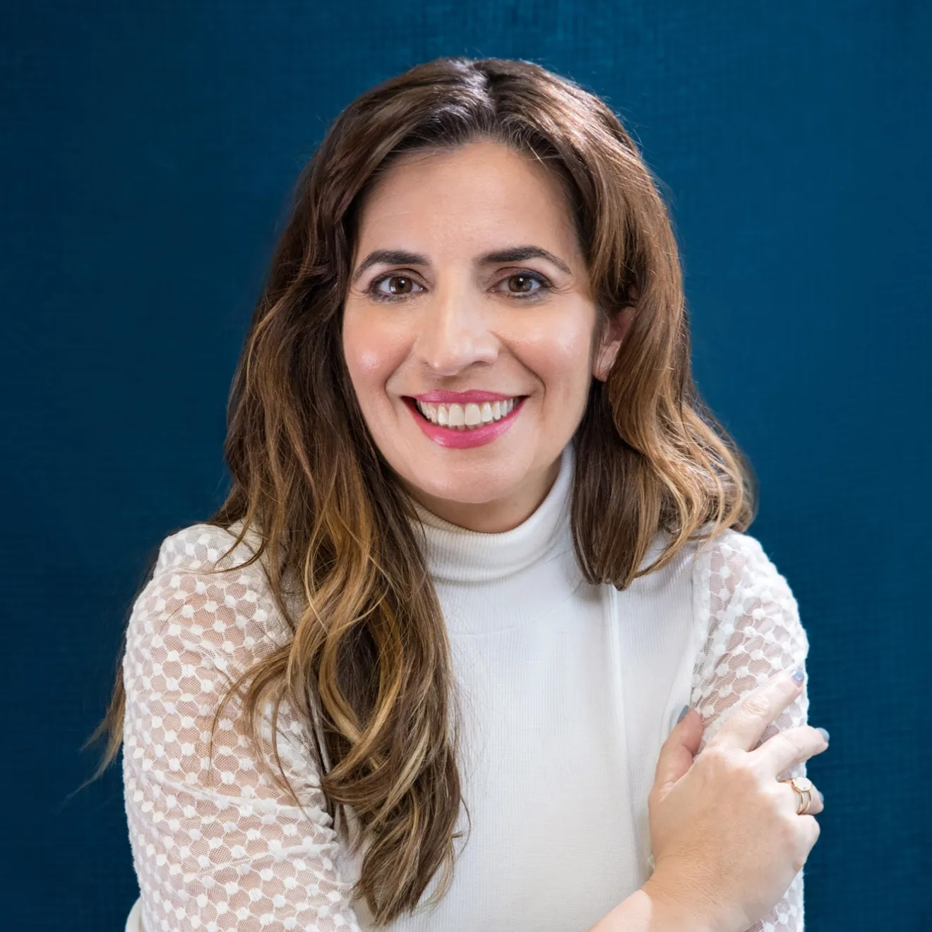 Helen Archontou, directora ejecutiva de la YWCA Northern New Jersey. Foto provista por Luhrs & Associates