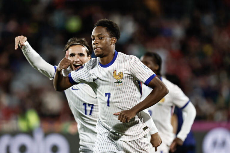 0-1. Francia avanza a cuartos, donde chocará con Noruega 0-1. Francia avanza a cuartos, donde chocará con Noruega