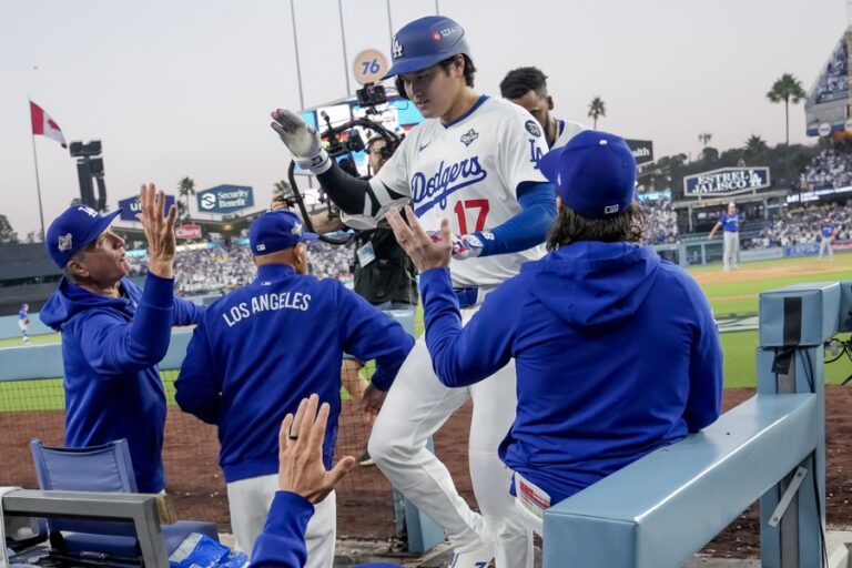 El maratón de 18 entradas entre Dodgers y Azulejos pulveriza récords de la MLB El maratón de 18 entradas entre Dodgers y Azulejos pulveriza récords de la MLB