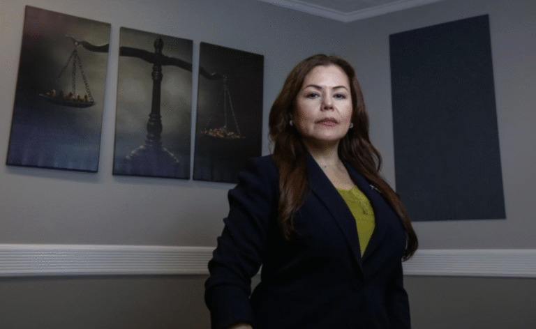 Ingrid Echeverria, abogada de inmigración en Dover, New Jersey, el jueves 25 de septiembre de 2025. Ed Murray, Para NJ Advance Media