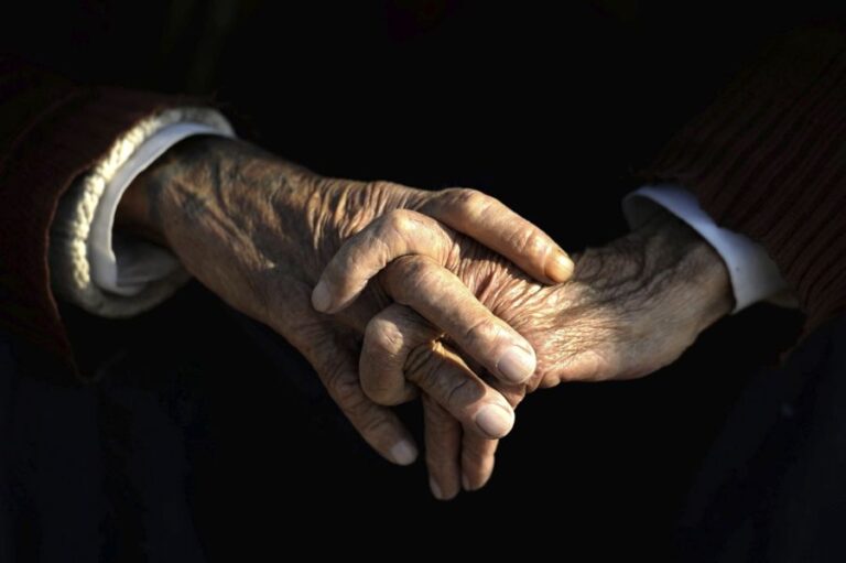 Científicos revierten el alzhéimer en ratones mediante nanopartículas