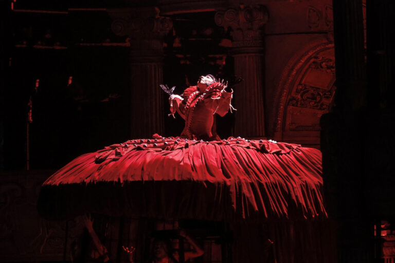 Lady Gaga y Bad Bunny suenan con fuerza en las predicciones a las nominaciones al Grammy