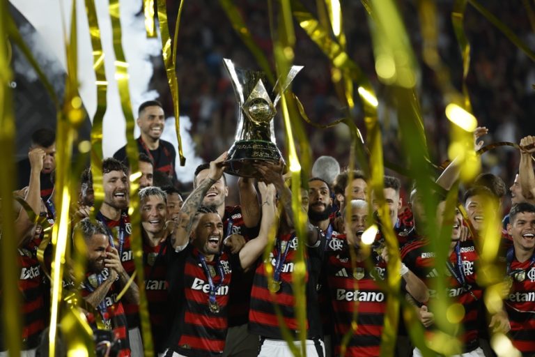 Flamengo conquista su noveno título Flamengo conquista su noveno título