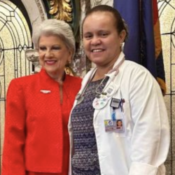 Los estados que lideraban la vacunación infantil ahora están rezagados a medida que amplían las exenciones