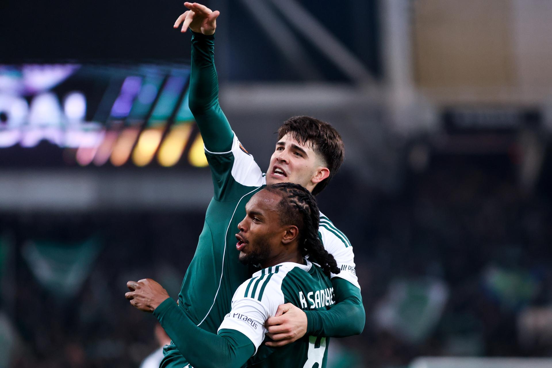 Vicente Taborda celebra el gol de la victoria del Panathinaikos ante el Betis en la ida de octavos de la Liga Europa. EFE/EPA/GEORGIA PANAGOPOULOU