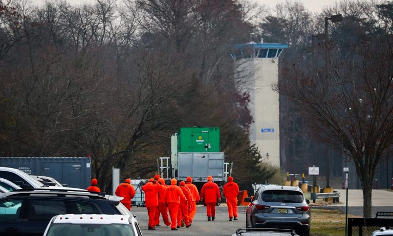 Una dosis diaria de Narcan genera preocupación sobre el consumo de drogas en las cárceles de NJ Una dosis diaria de Narcan genera preocupación sobre el consumo de drogas en las cárceles de NJ