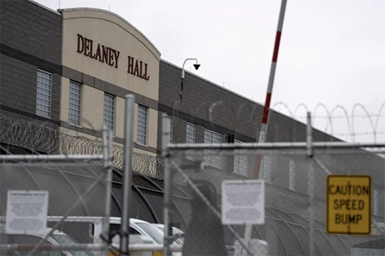 Grupo penitenciario desmiente rumores sobre programa de voluntariado para estudiantes en centro de detención de ICE