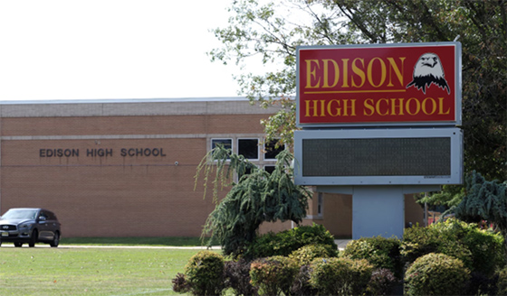 Distrito escolar de NJ quiere aumentar impuestos un 12%. El alcalde lo califica de “imprudente”