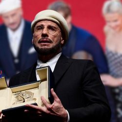 ¡Sorpresa en Cannes! John Travolta recibe la Palma de Oro de Honor y asegura que el premio es “más que un Óscar”