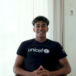 Lamine es el Embajador de Buena Voluntad de Unicef.