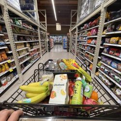 Cupones de alimentos de NJ benefician a las familias, los negocios y la economía.