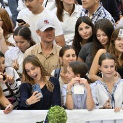 Francia prohibe Redes Sociales a Menores de Edad