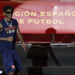 Lamine Yamal de turista en Cartagena.