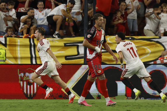 Sevilla acalambra al Rayo con penalties. Sevilla acalambra al Rayo con penalties.
