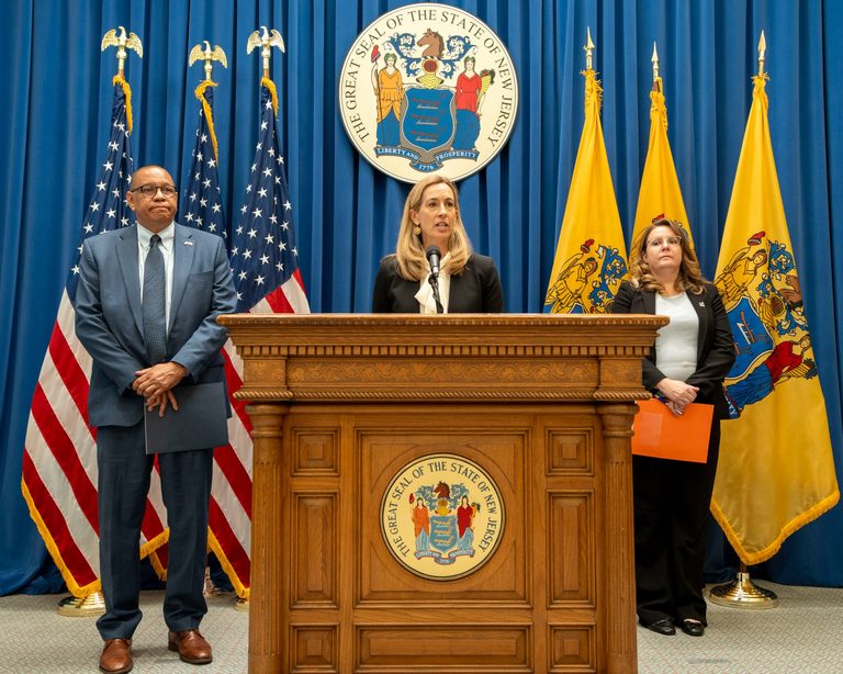 ¡NJ divulgará cómo ciudadanos extranjeros fueron registrados para votar! ¡NJ divulgará cómo ciudadanos extranjeros fueron registrados para votar!