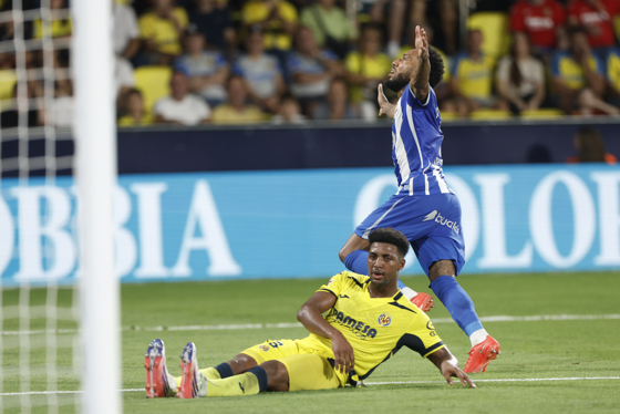 Aubameyang lanza al Deportivo