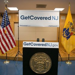 Cobertura de Medicaid en Limbo para residentes.