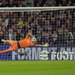 Lunin volvió a brillar.