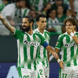 El Betis sigue intratable en la Cartuja.