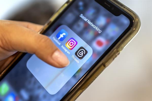 Menores de edad tendrán restricciones en Facebook e Instagram
