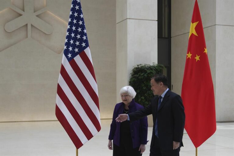 No Decoupling from China, says Yellen
