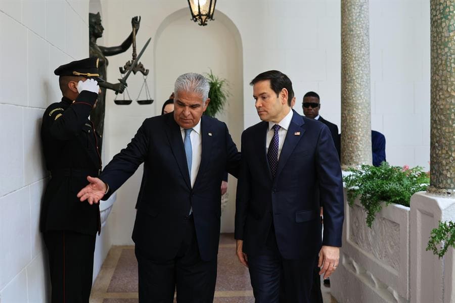 Panamanian President José Raúl Mulino (left) and US Secretary of State Marco Rubio in Panama City, Panama, 02 February 2025. EDITORIAL USE ONLY